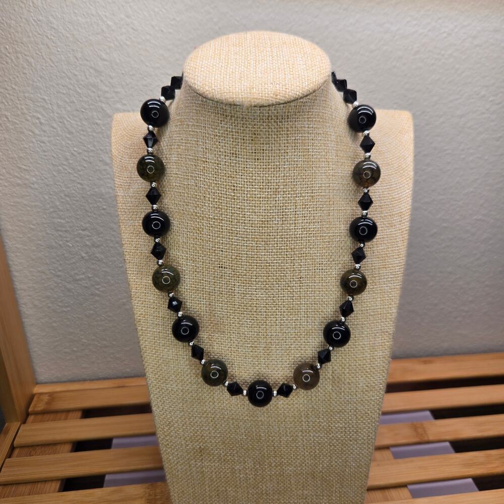 Vintage Green Dragon Vein Agate & Black Onyx (glass?) Beaded Statement Necklace